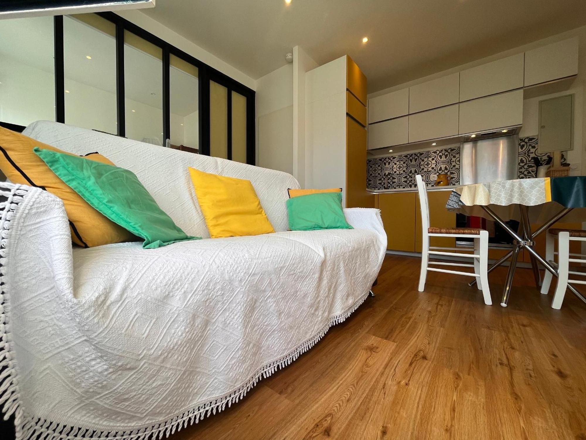 Appartement Lumineux 1 Chambre Au Coeur De Saint-Jean-De-Luz, Proche Plage Et Halles - Fr-1-239-890 Eksteriør billede